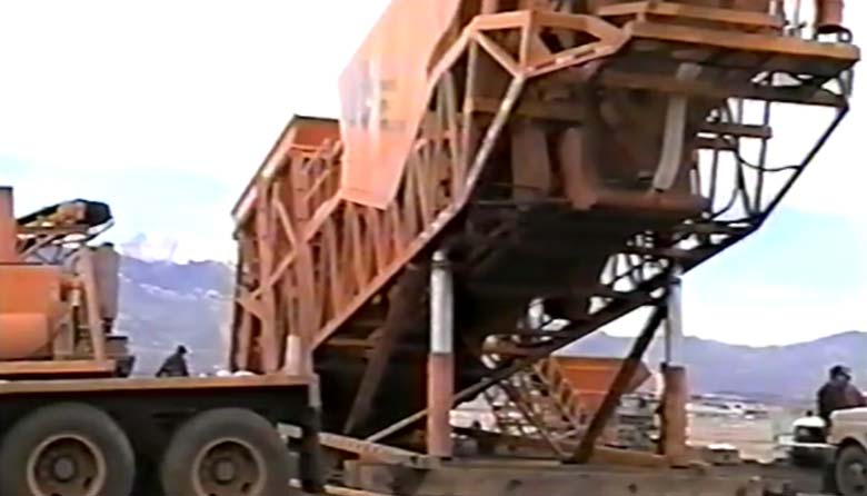 1988 - Self Erect Mobile Batch Plant