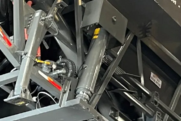 Retractable Self Erect Retractable Self Erect