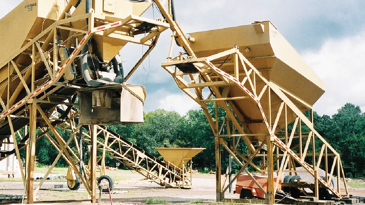 Invented: Mobile Auxiliary Silo Invented: Mobile Auxiliary Silo